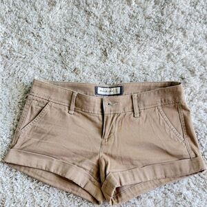 Abercrombie & Fitch Women's low rise tan Cotton Blend Shorts